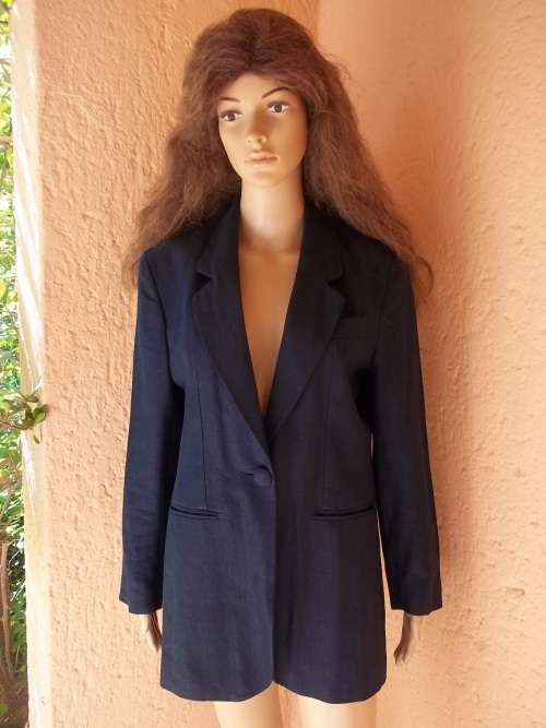 100 % LINEN - CLASSIC NAVY BLUE FULLY LINED IRISH LINEN BLAZER / JACKET - SIZE 32 (8)
