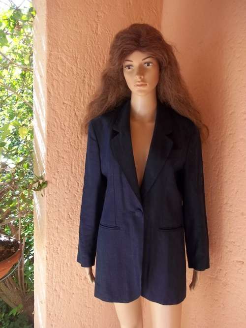 100 % LINEN - CLASSIC NAVY BLUE FULLY LINED IRISH LINEN BLAZER / JACKET - SIZE 32 (8)