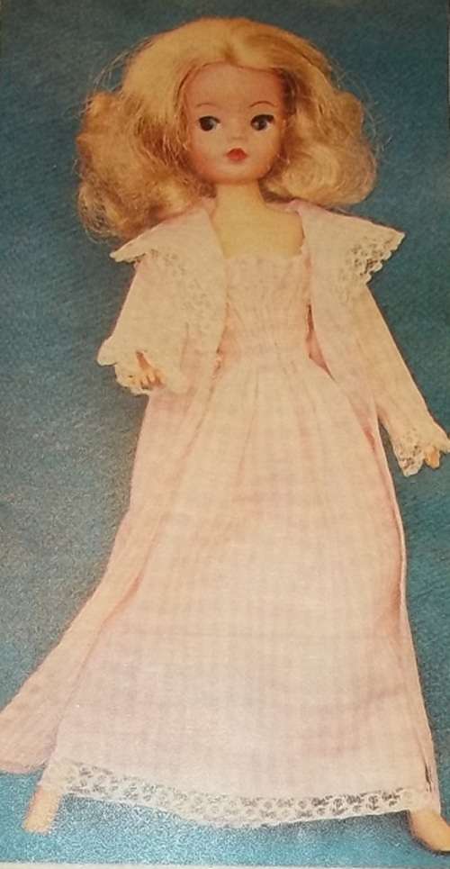 SWEET DREAMS - DESIGNED FOR 30  cm SINDY VINTAGE FASHION DOLL - NIGHT DRESS & DRESSING GOWN SET