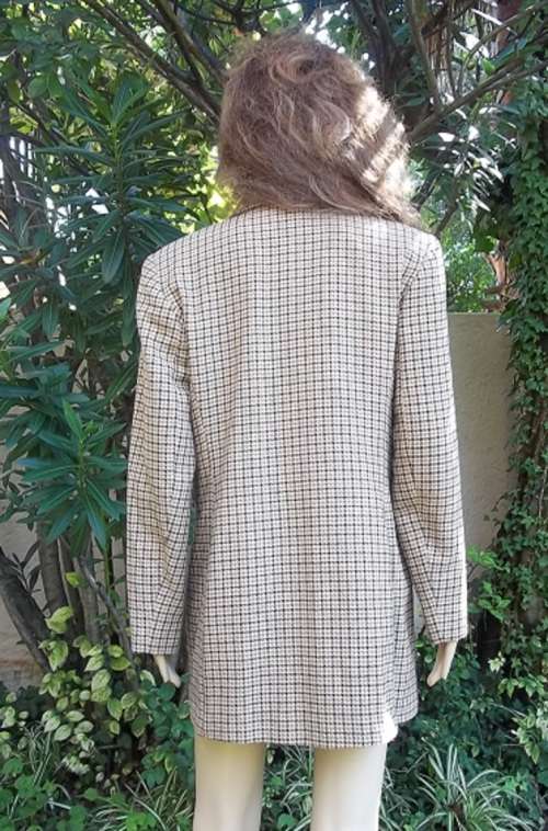 WARM WINTER WOOL BLENDS - MERIEN HALL CLASSICS -  FULLY LINED LONG CHECKERED  JACKET - SIZE 34