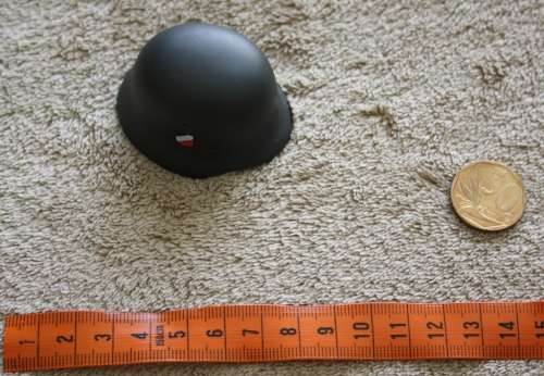 DID Dragon - 1/6th Scale (for 12 inch Figures) - WW2 German Helmet - Loose!! (FULL METAL)