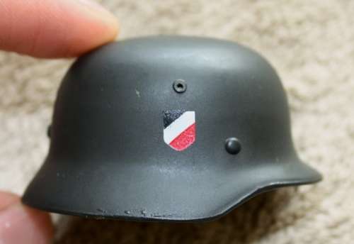 DID Dragon - 1/6th Scale (for 12 inch Figures) - WW2 German Helmet - Loose!! (FULL METAL)