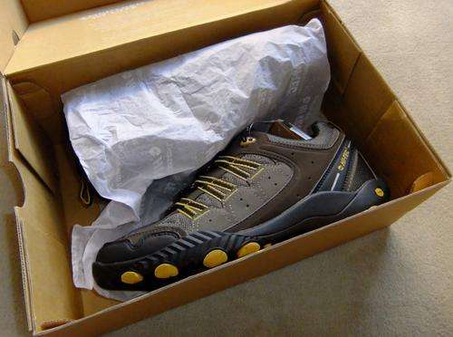 Hi-Tec Chocolate Brown Mens Hiking Shoe - Genuine Leather UK 9