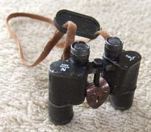 DID Dragon - 1/6th Scale - WW2 GERMAN Officer Binoculars - Loose!!
