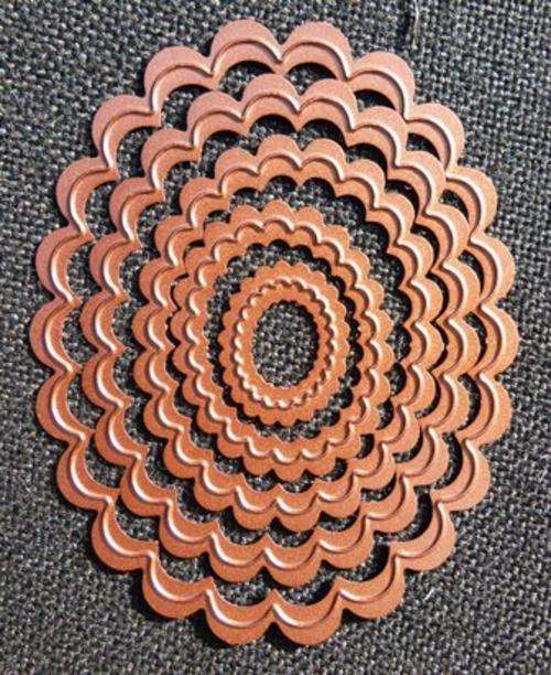 2-DIE-4-104 OVAL 02 SCALLOP HALF PRICE for Stampstember ONLY!!