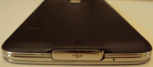 SAMSUNG GALAXY S5 ** 32GB WITH ALL ACCESSORIES***** WATER AND DUST RESISTANT