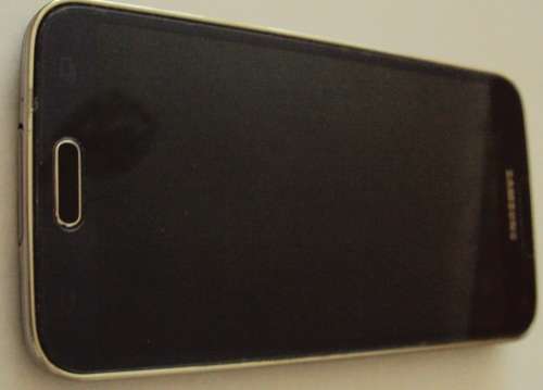 SAMSUNG GALAXY S5 ** 32GB WITH ALL ACCESSORIES***** WATER AND DUST RESISTANT