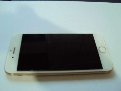 IPHONE 6S 64GB **MINT**** BARGAIN**GOLD WITH BOX AND BRAND NEW ACCESSORIES