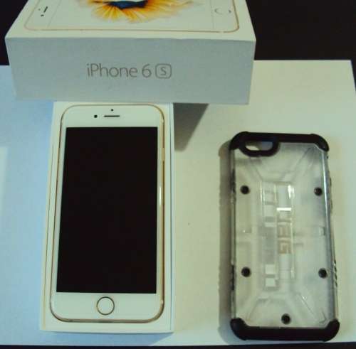 IPHONE 6S 64GB **MINT**** BARGAIN**GOLD WITH BOX AND BRAND NEW ACCESSORIES