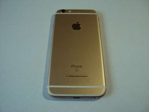 IPHONE 6S 64GB **MINT**** BARGAIN**GOLD WITH BOX AND BRAND NEW ACCESSORIES