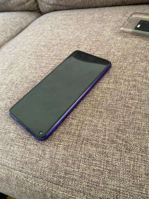 Huawei Nova 5T ***LIKE NEW CONDITION**BEST PRICE ON BID OR BUY