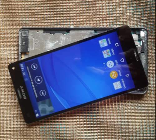 SONY EXPERIA Z3 COMPACT - Please read