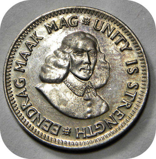 Top Grade SA Union: Rainbow tone 1962 2 ½ c tickey in UNC!