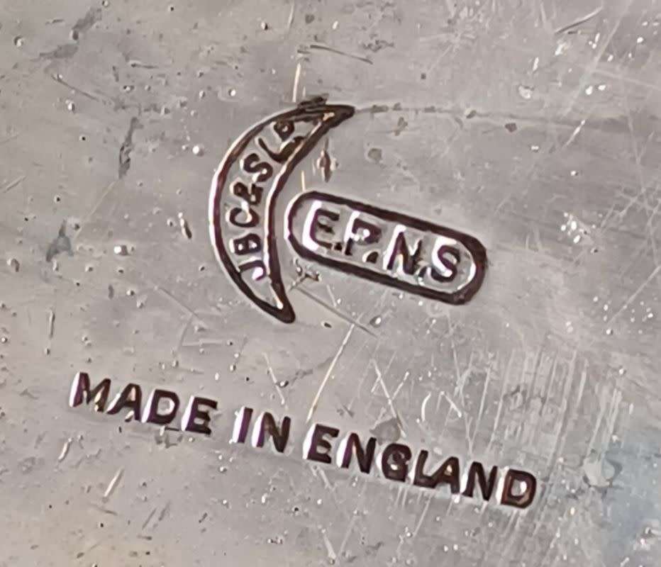 Town Criers Bell EPNS Cocktail shaker 8235\94