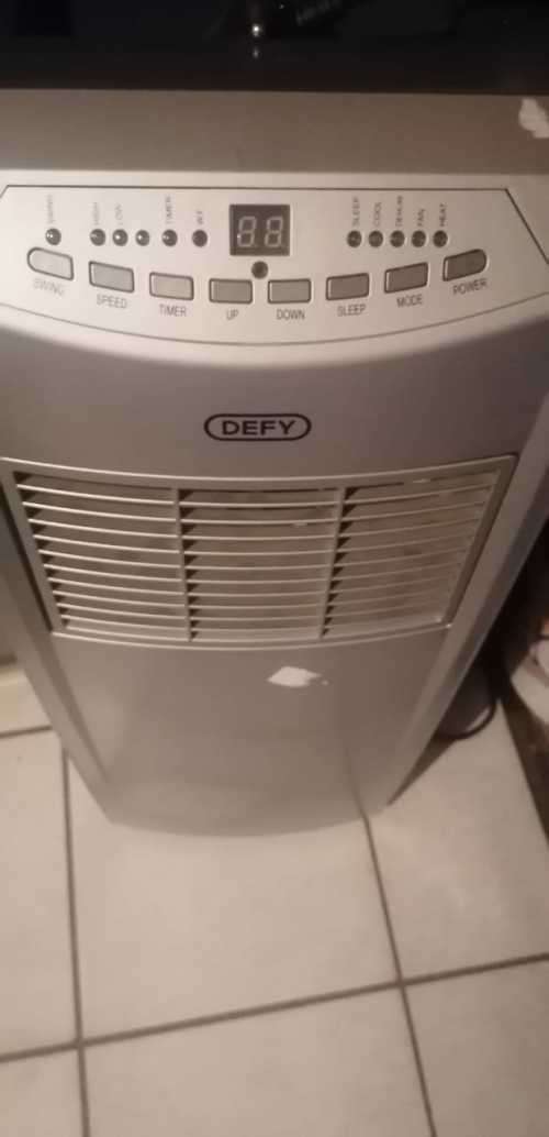 Heavy Duty, Defy Portable Air Conditioner, Heater, Fan, Cool, Swing, High, Worth Price R7000