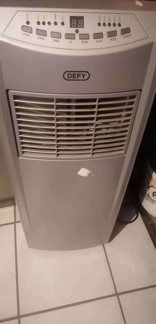 Heavy Duty, Defy Portable Air Conditioner, Heater, Fan, Cool, Swing, High, Worth Price R7000