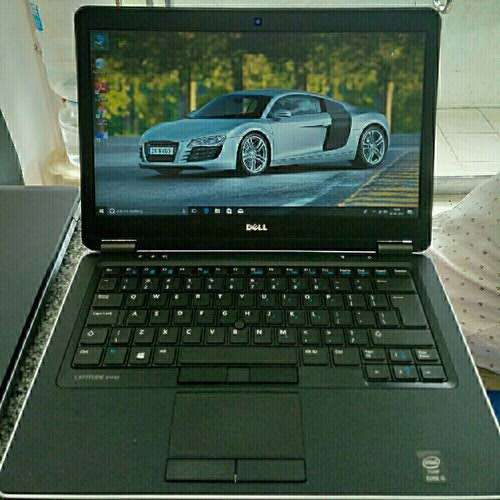 Super Fast Dell Latitude, i5, 8GB, 256GB, Sim Tray, WiFi, Bluetooth, Windows 10 Pro, Charger