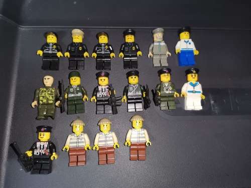Lego mini figures