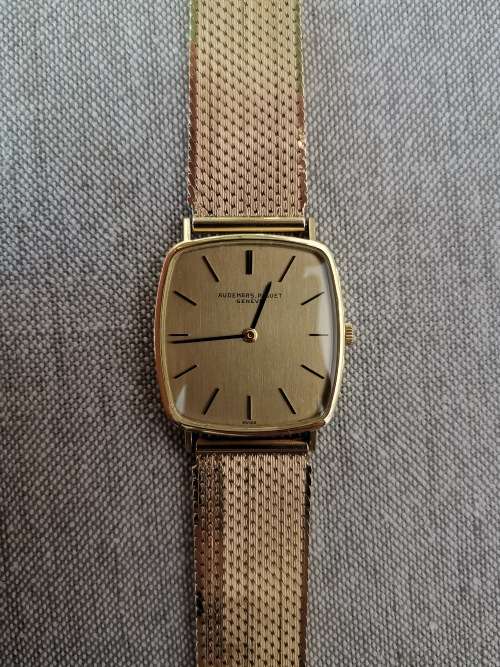 AUDEMARS PIGUET Geneve Solid Gold Watch