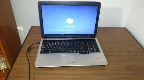 ****SAMSUNG RV510 Notebook***** Please read