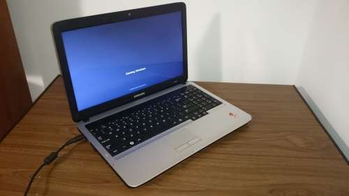 ****SAMSUNG RV510 Notebook***** Please read