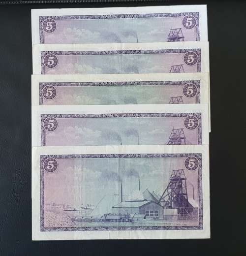 T W de Jongh 1st Issue Five Rand Notes. Five notes. One bid takes all.