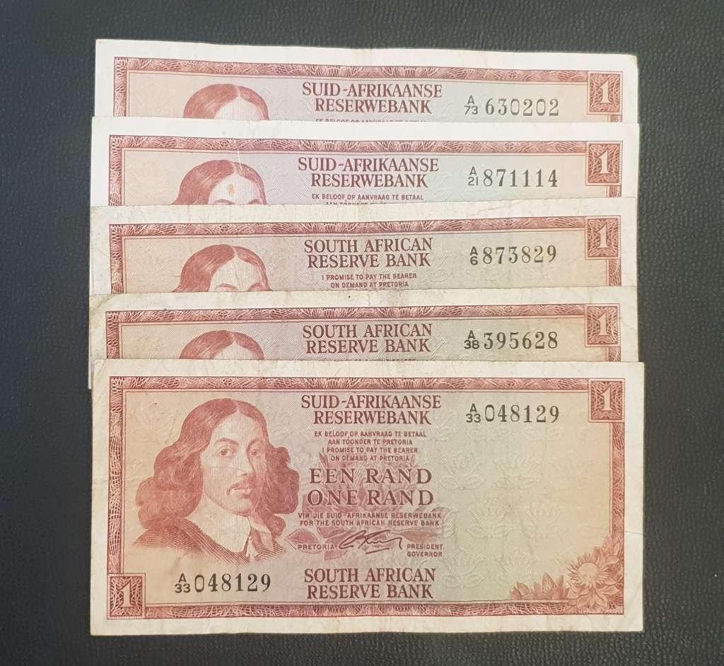 Black Friday R1 start. G Rissik R1 . Lot of 5 notes. Used folds