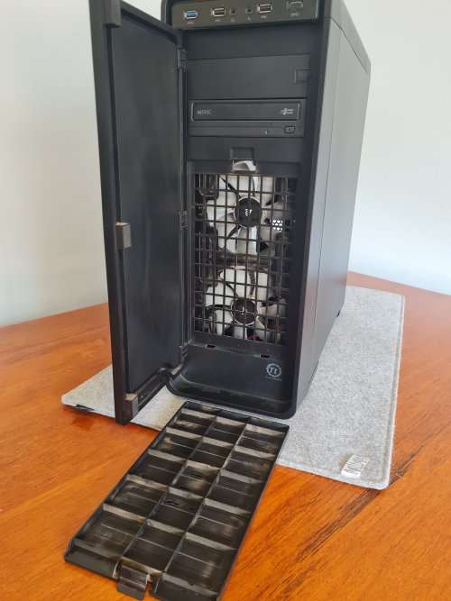 **GAMING BEAST** Intel i7 custom built gaming PC