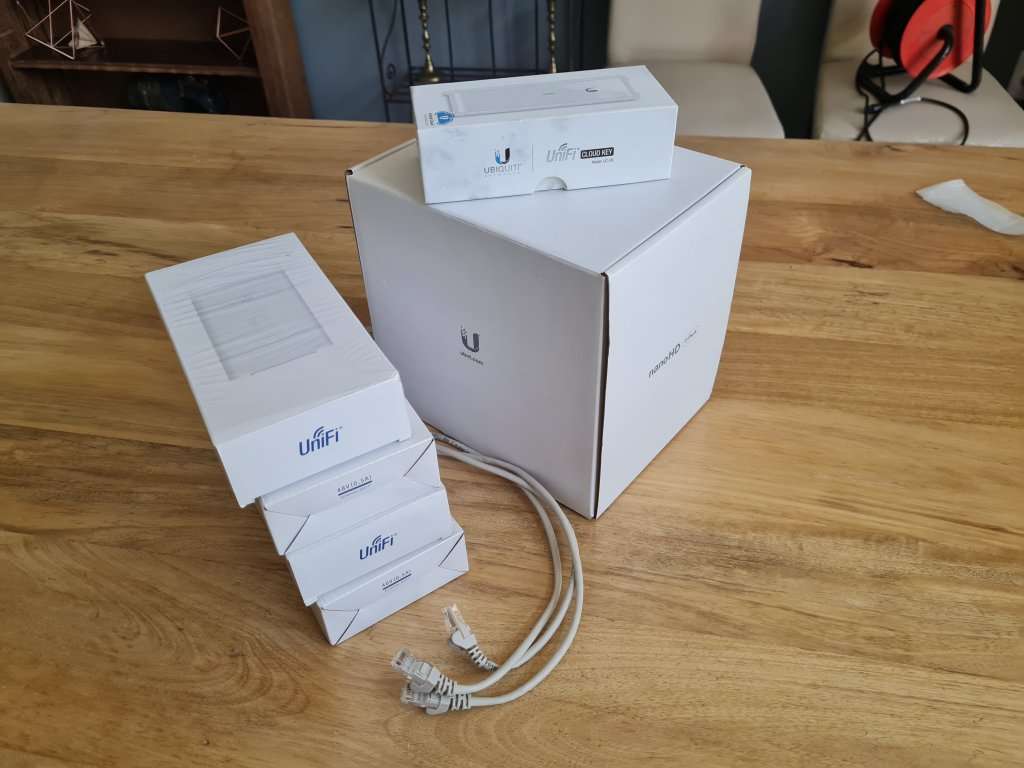 *ULTIMATE HOME WIFI SETUP* Ubiquiti UniFi Wifi Kit