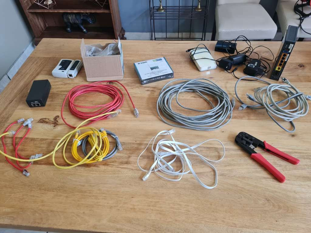 Job lot of network cables and accessories