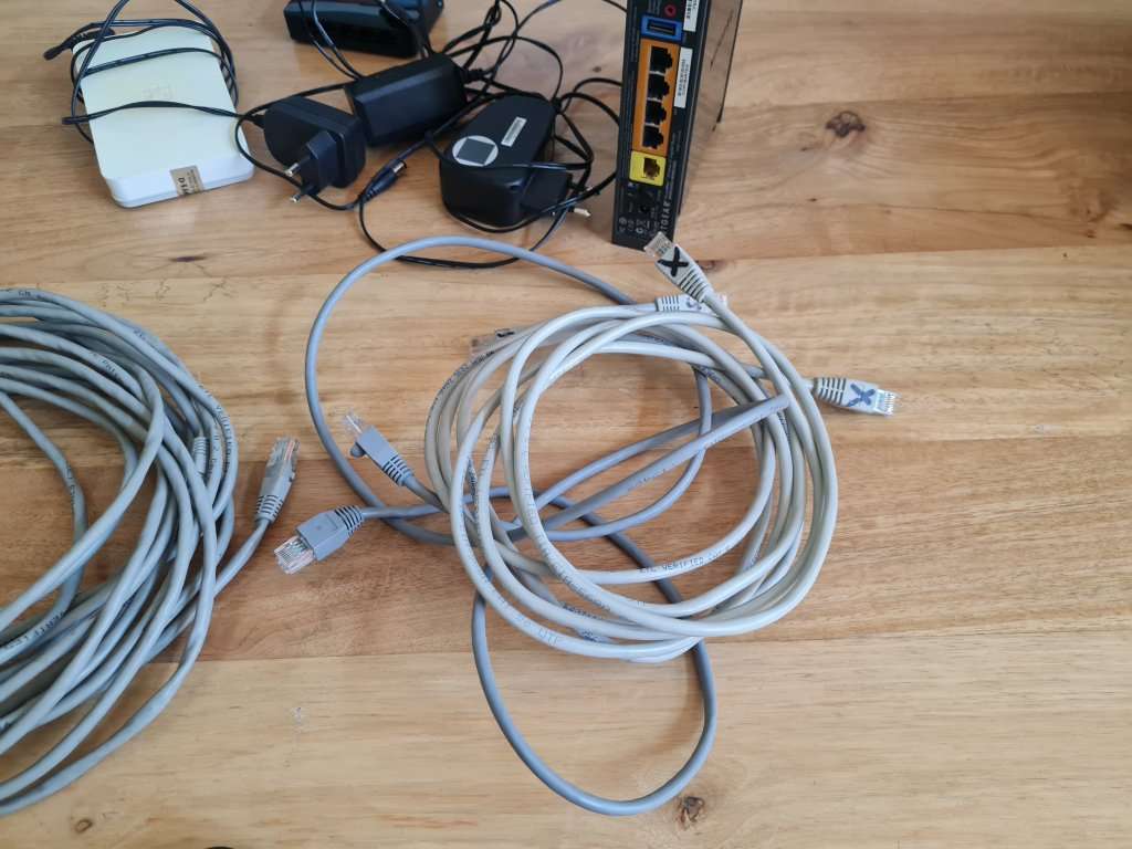 Job lot of network cables and accessories