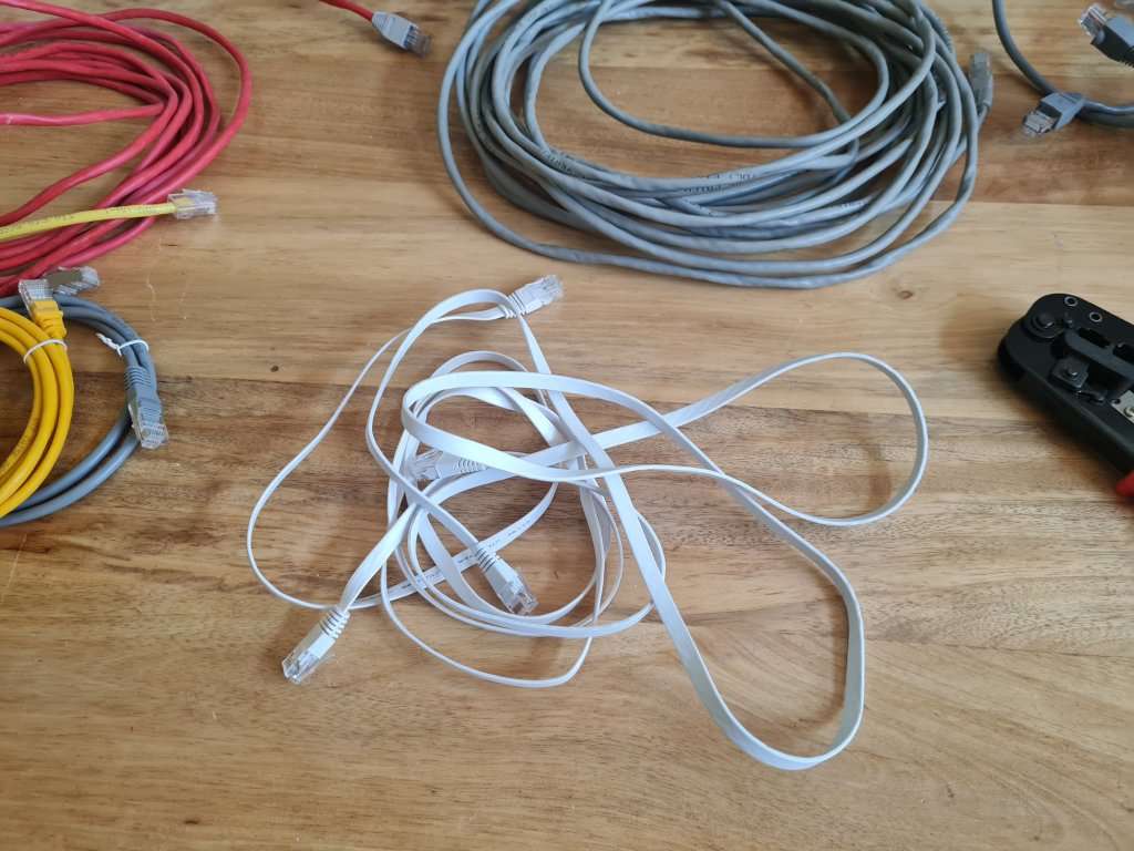 Job lot of network cables and accessories