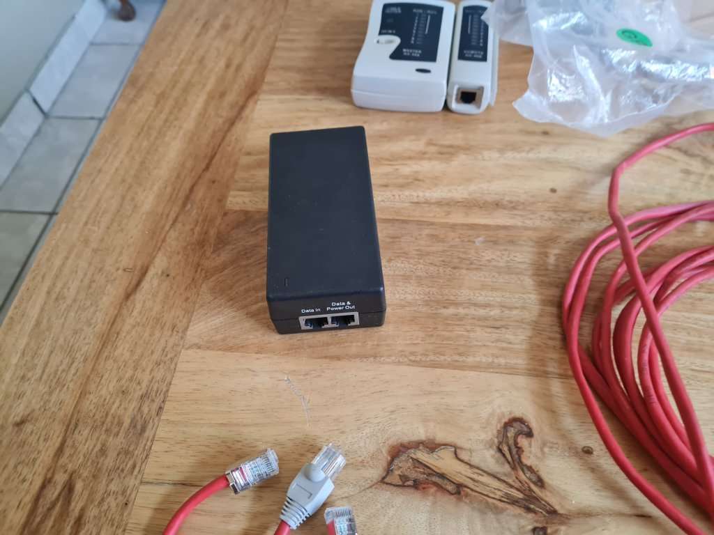 Job lot of network cables and accessories