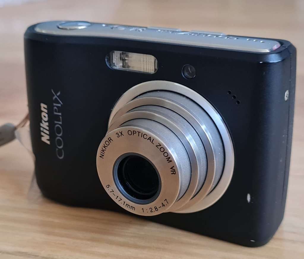 Nikon Coolpix pocket camera + 32GB of SD Cards