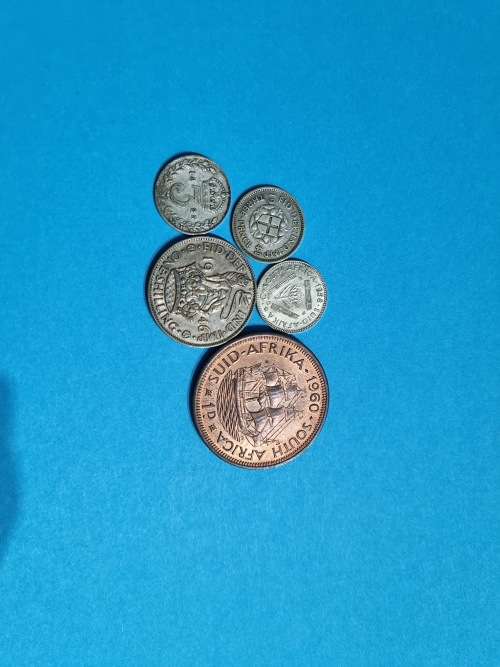 130+ Old Coins and Tokens