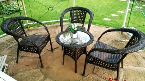 Cane set. 1 table + 3 chairs