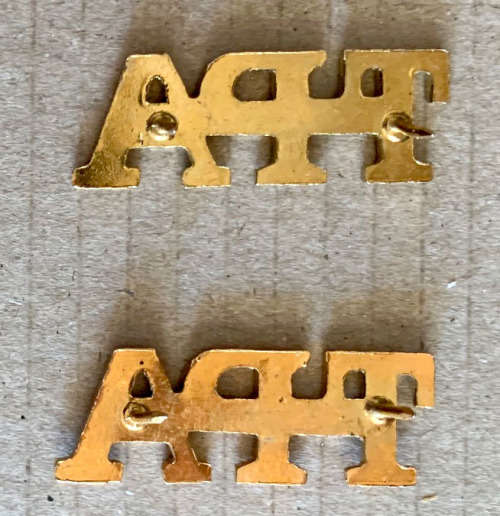 Transvaal Provincial Administration Gilt metal shoulder title set