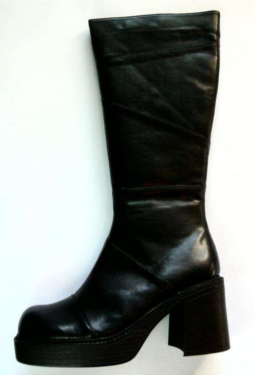7 cm heel BLACK BOOTS, size 3