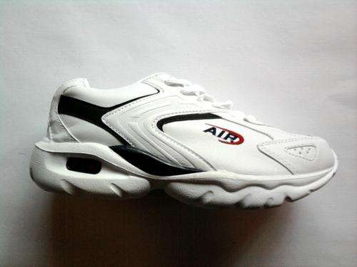 TAKKIE , white, size 43 (UK9)