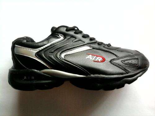 TAKKIE , black, size 40 (USA 8)