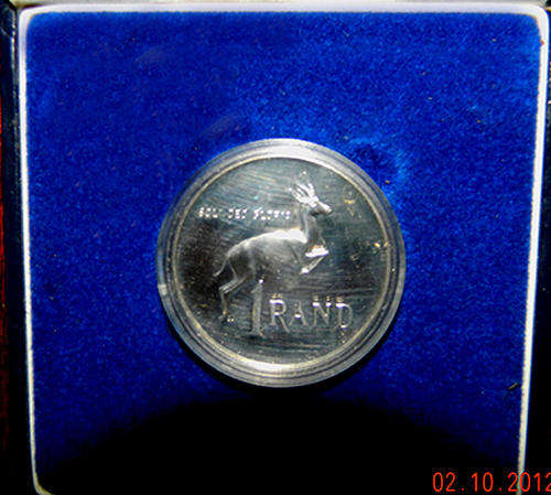 1990 R1.00 mint proof....cased and boxed