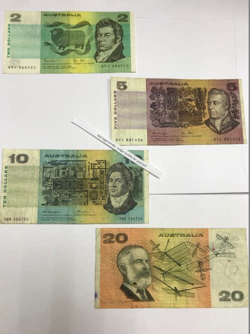 Australian collection, One bid for all four notes