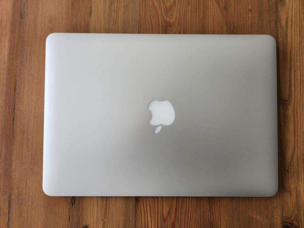 *Mint* MacBook Air (13-inch, 2017) - i5 1.8GHz, 8GB Ram, 128GB SSD