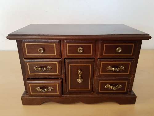 Vintage Musical Wooden Jewellery Box (Working)