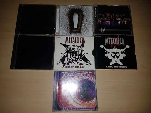 Lot of Original Heavy Metal Rock CD`s (Metallica & Megadeth) in Jewel Cases (Bid For All)