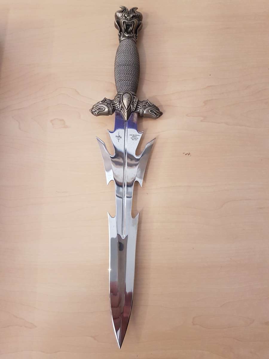Authentic United Cutlery Kit Rae Tibetan Spirit Dagger Retail Value R6000