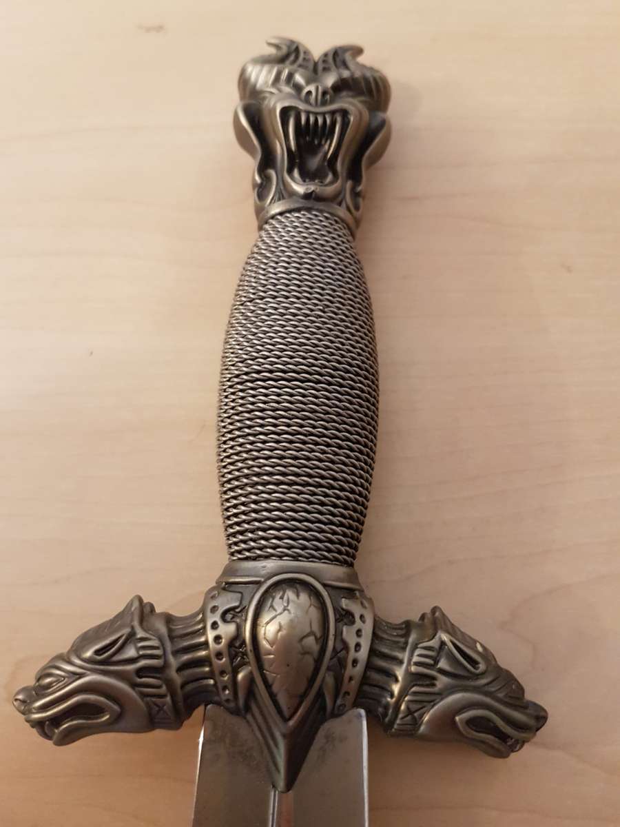 Authentic United Cutlery Kit Rae Tibetan Spirit Dagger Retail Value R6000