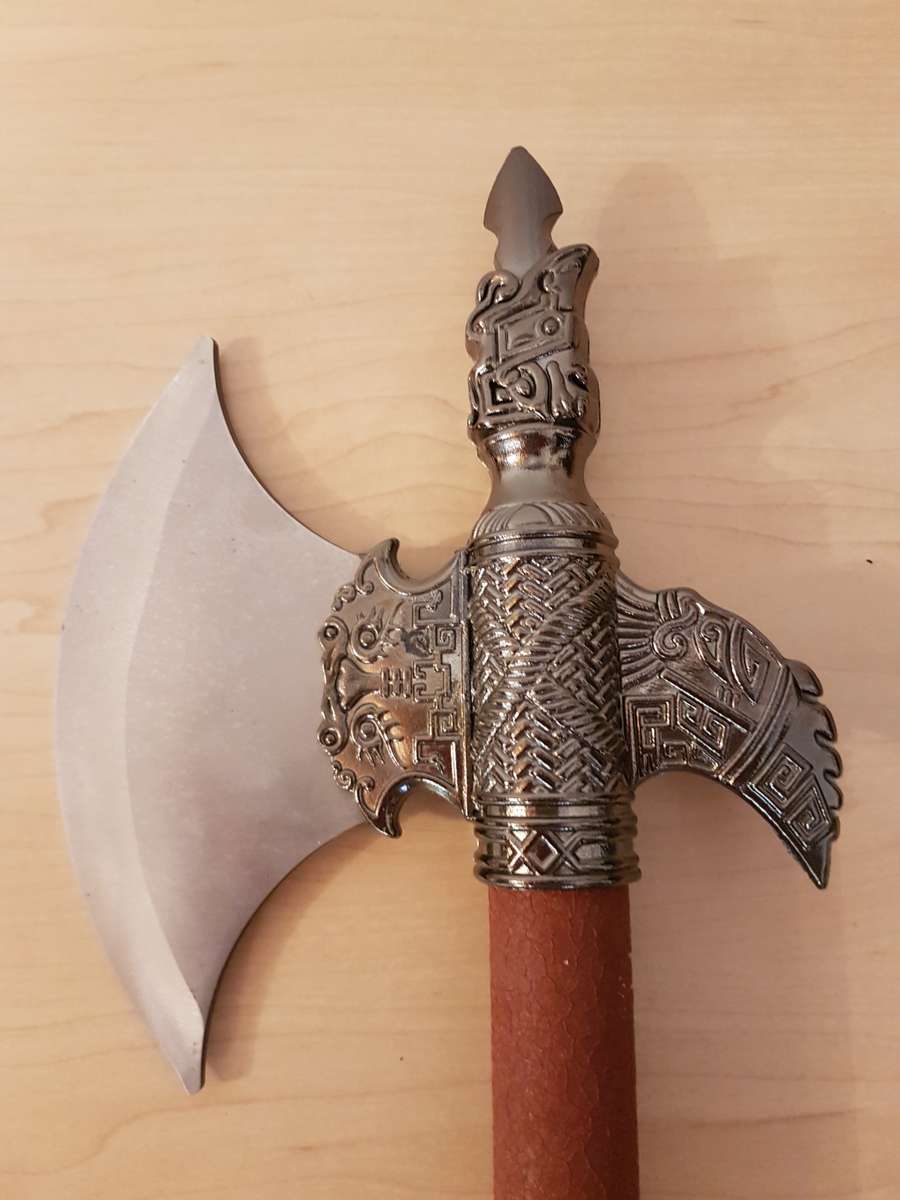 Pair of Display Axes (44cm)