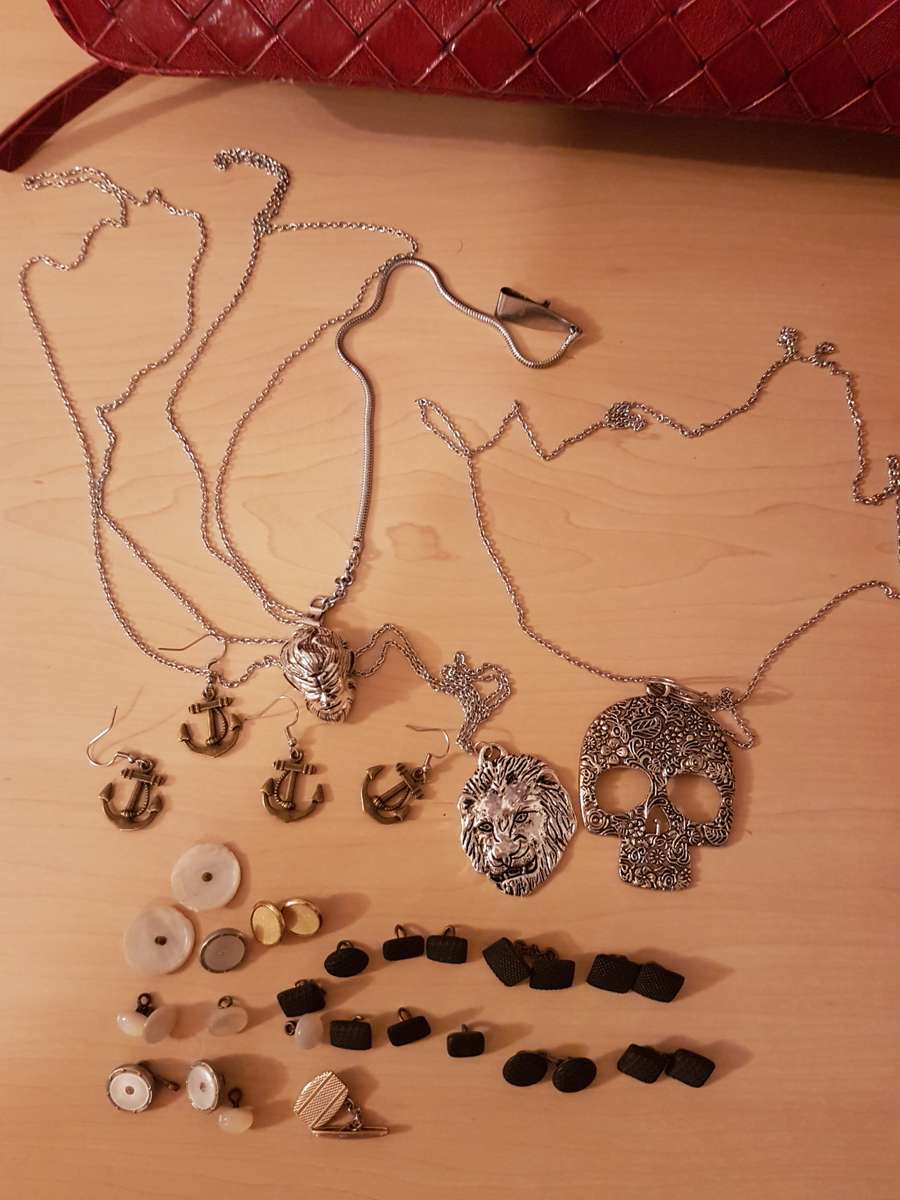 Job Lot of Jewellery & Bar Accessories Including Estee Lauder Bag, Necklaces, Cufflinks, Tins