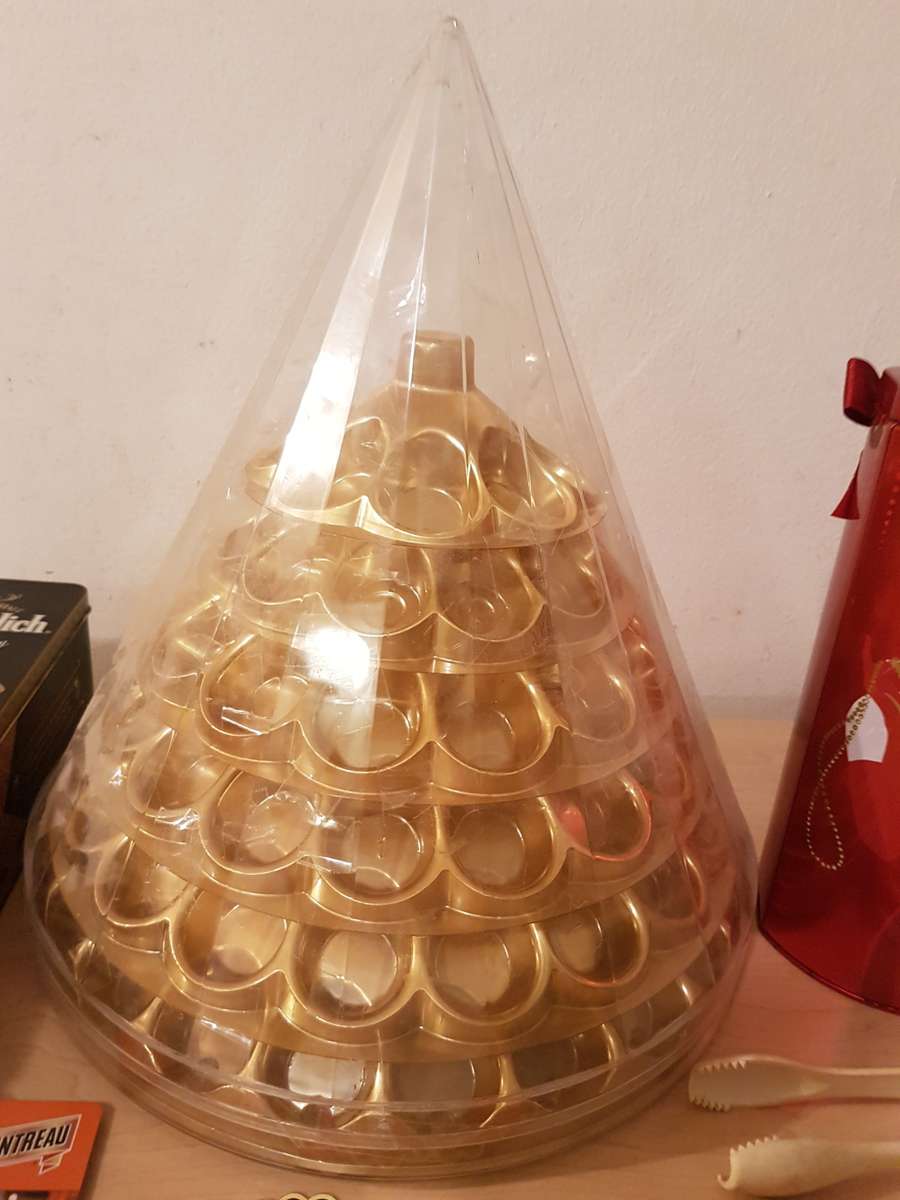 Job Lot of Jewellery & Bar Accessories Including Estee Lauder Bag, Necklaces, Cufflinks, Tins